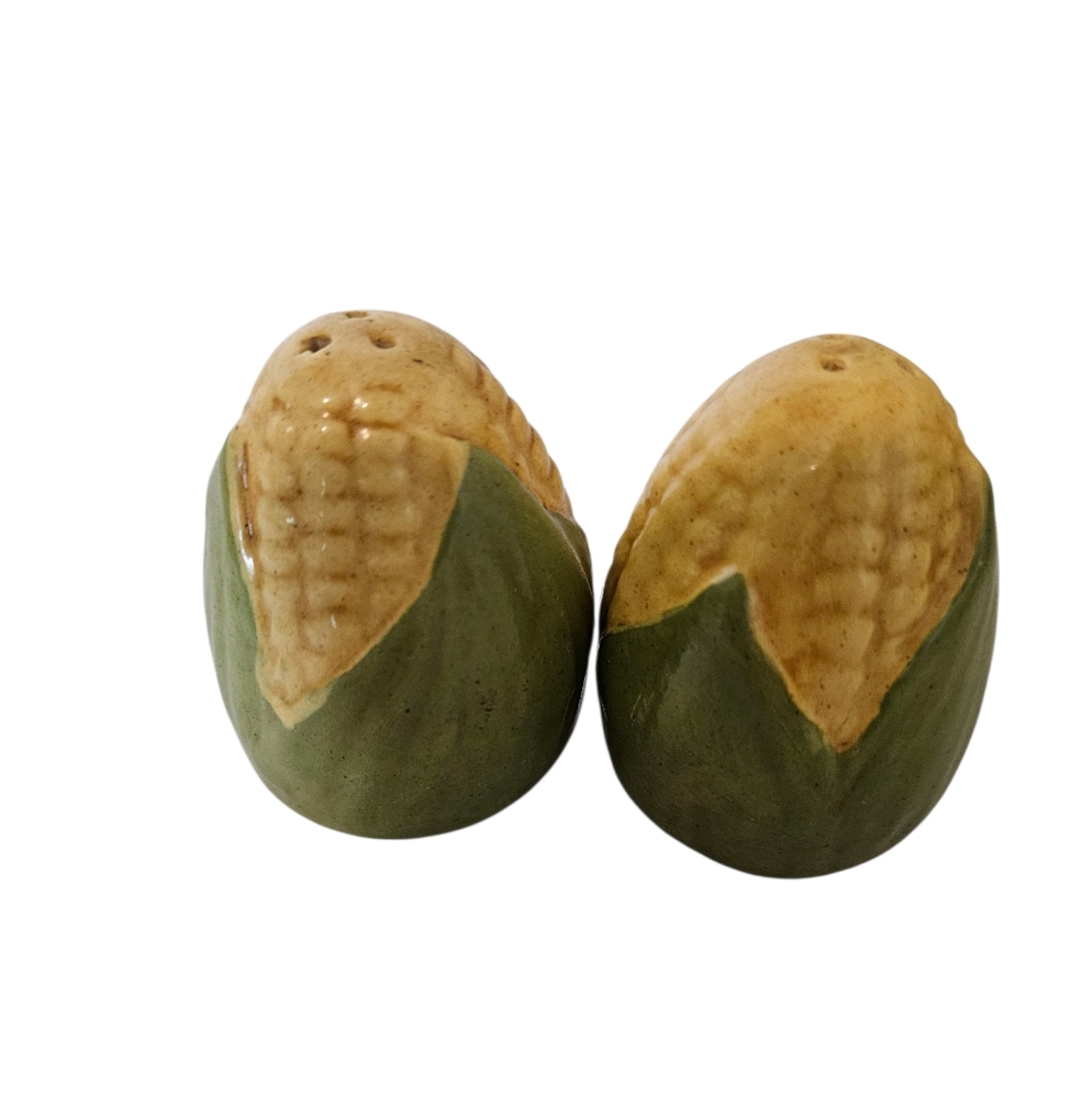 Farmhouse Corn On The Cobb Salt & Pepper Shaker Set.